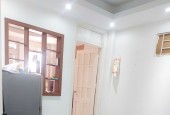 Cho thuê nhà Nguyên căn Ô Chợ Dừa Đống Đa, 30m2x3 tầng.3 ngủ 9 triệu